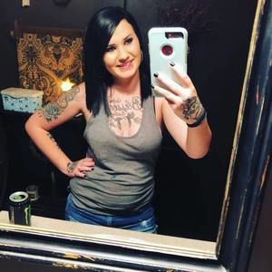 Meet your Posher, Tiffany